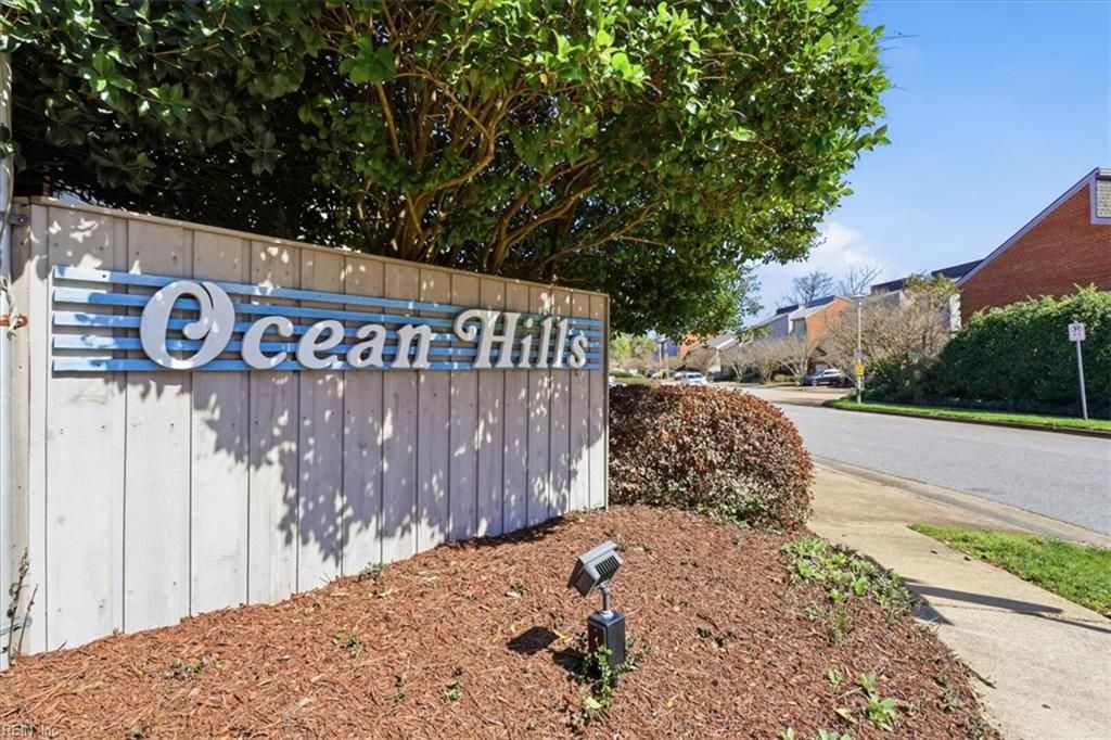 3961 Ocean Hills CT, Virginia Beach, VA 23451