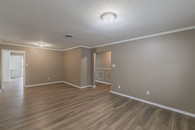 5113 South Drive, Fort Worth, TX 76132