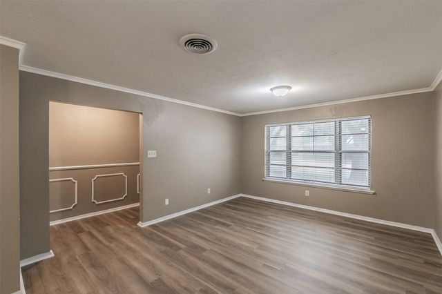 5113 South Drive, Fort Worth, TX 76132