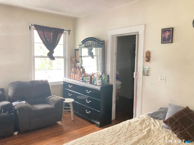 607 Elm Street, New Haven, CT 06511