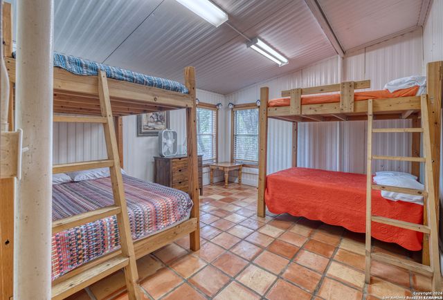 711 Mariposa Avenue, Concan, TX 78801