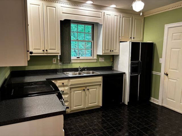 1119 Deer Haven Drive, Frankfort, KY 40601