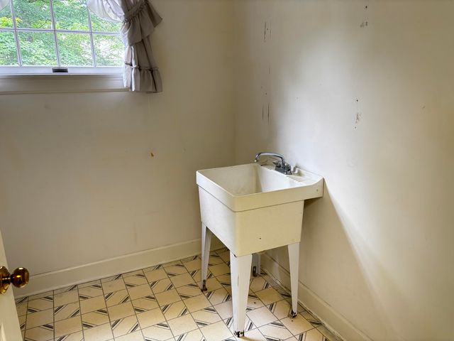 1119 Deer Haven Drive, Frankfort, KY 40601