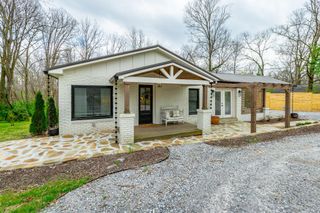 2422 Corral Road, Signal Mountain, TN 37377