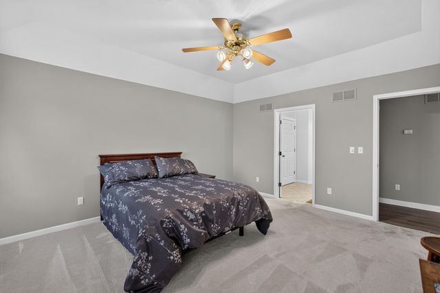 1308 VINTAGE DR, Columbia, MO 65203