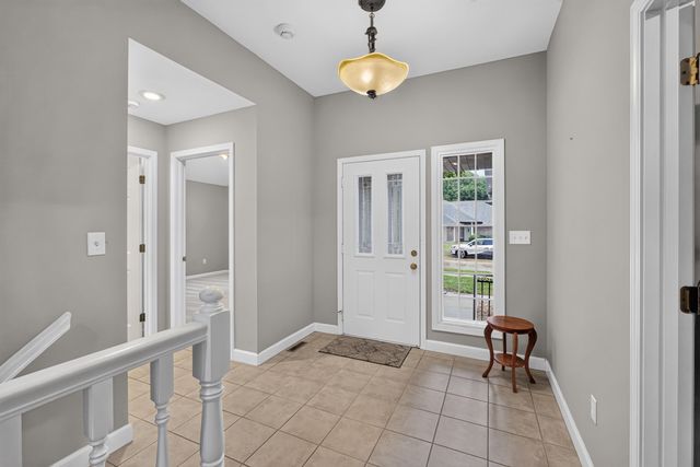 1308 VINTAGE DR, Columbia, MO 65203