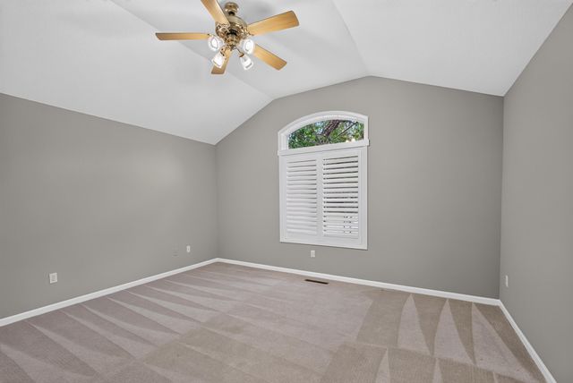 1308 VINTAGE DR, Columbia, MO 65203
