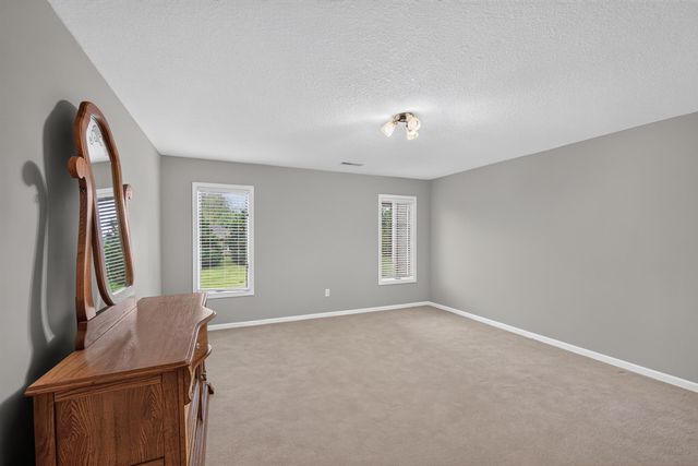 1308 VINTAGE DR, Columbia, MO 65203