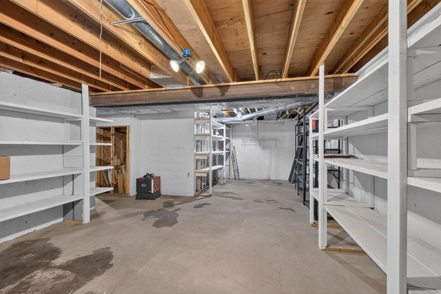 1308 VINTAGE DR, Columbia, MO 65203