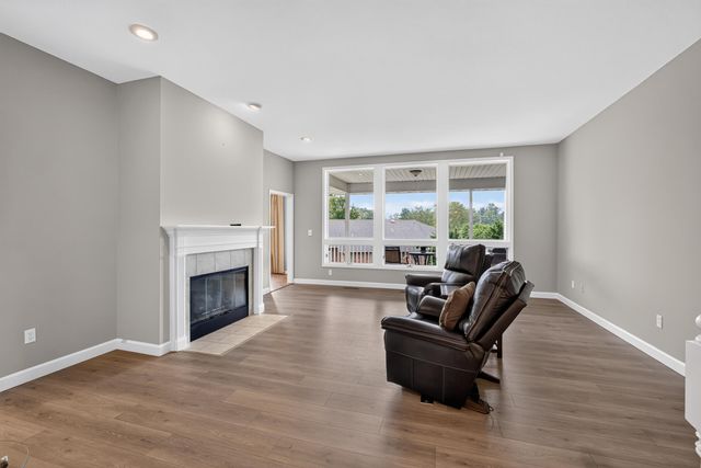 1308 VINTAGE DR, Columbia, MO 65203