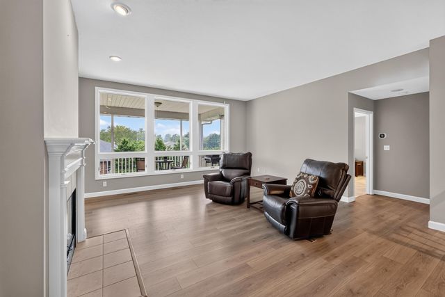 1308 VINTAGE DR, Columbia, MO 65203