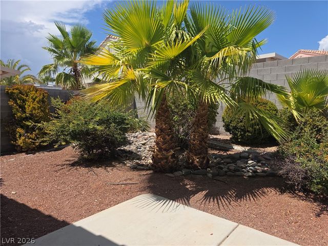 7828 Summer Harvest Avenue, Las Vegas, NV 89129