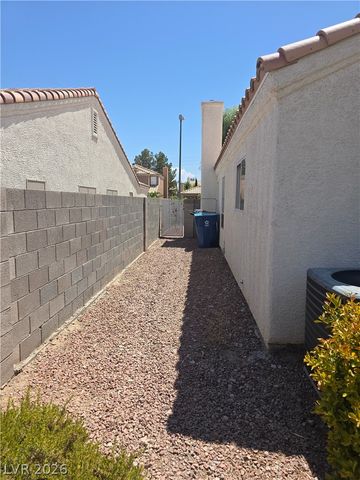 7828 Summer Harvest Avenue, Las Vegas, NV 89129