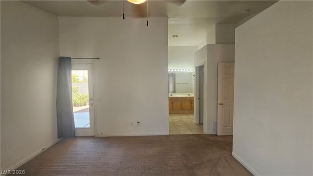 7828 Summer Harvest Avenue, Las Vegas, NV 89129