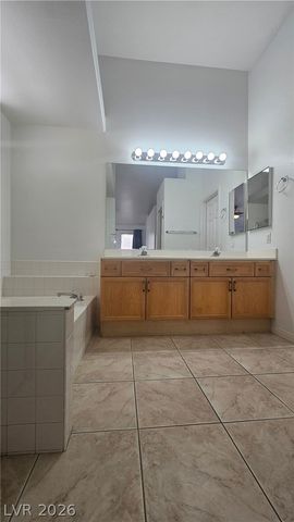 7828 Summer Harvest Avenue, Las Vegas, NV 89129
