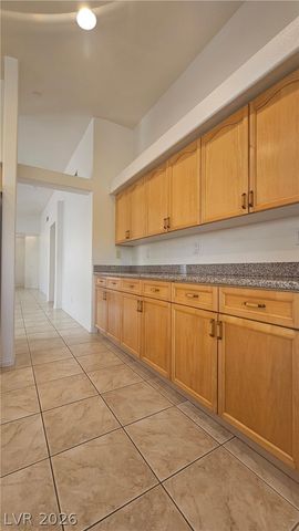 7828 Summer Harvest Avenue, Las Vegas, NV 89129