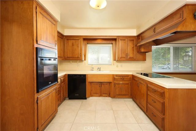 8635 Muller, Downey, CA 90241