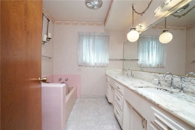 8635 Muller, Downey, CA 90241