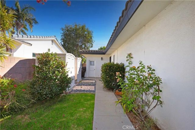 8635 Muller, Downey, CA 90241