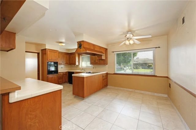 8635 Muller, Downey, CA 90241