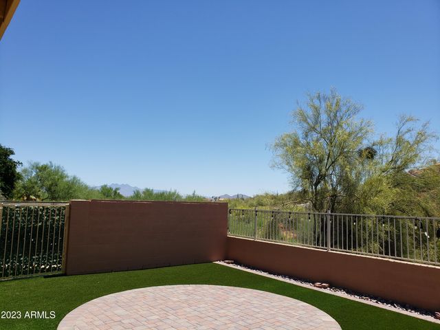 12213 N CHAMA Drive 2, Fountain Hills, AZ 85268