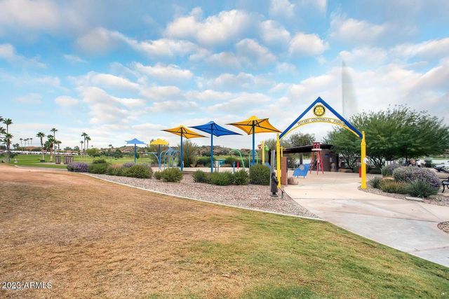 12213 N CHAMA Drive 2, Fountain Hills, AZ 85268