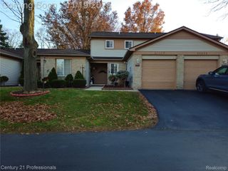 35457 Pheasant Lane, Westland, MI 48185