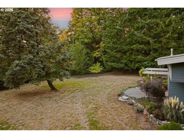 9342 Nw SKYLINE Blvd, Portland, OR 97231