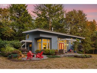 9342 Nw SKYLINE Blvd, Portland, OR 97231