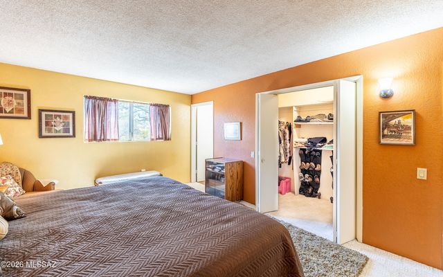 2031 S Santa Carla Drive, Green Valley, AZ 85614