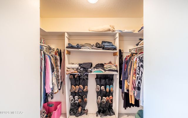 2031 S Santa Carla Drive, Green Valley, AZ 85614