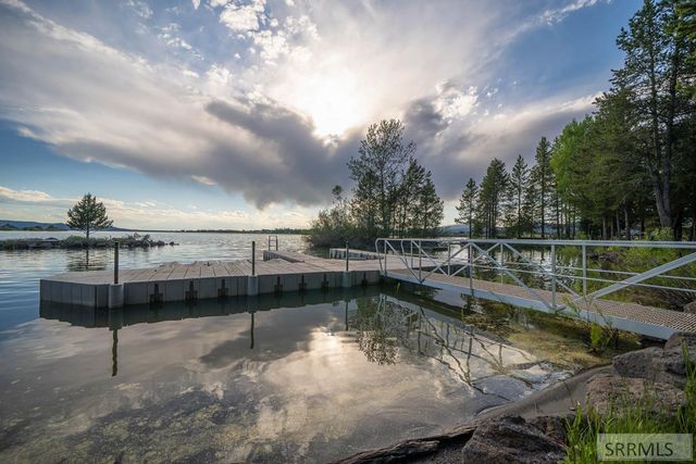 3884 Bill's Loop North Road, Island Park, ID 83429