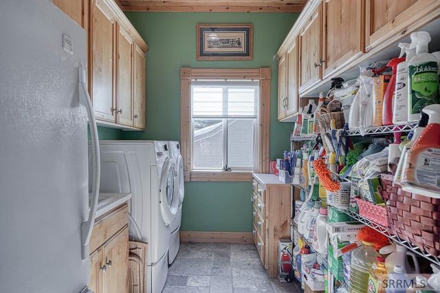 3884 Bill's Loop North Road, Island Park, ID 83429