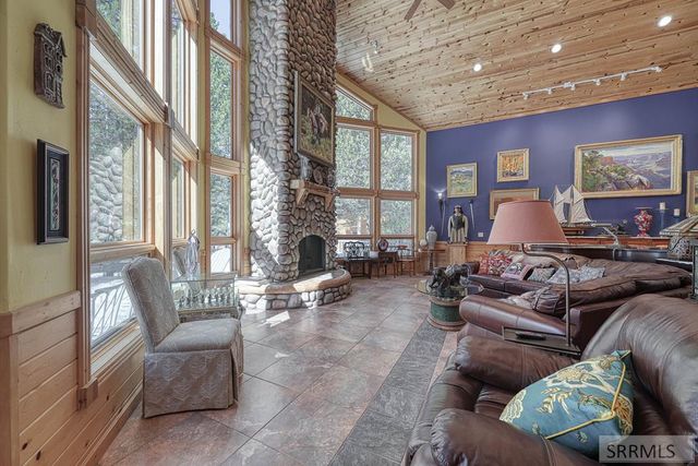 3884 Bill's Loop North Road, Island Park, ID 83429