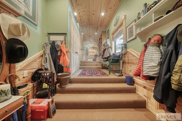 3884 Bill's Loop North Road, Island Park, ID 83429