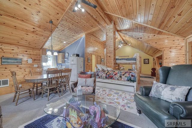 3884 Bill's Loop North Road, Island Park, ID 83429