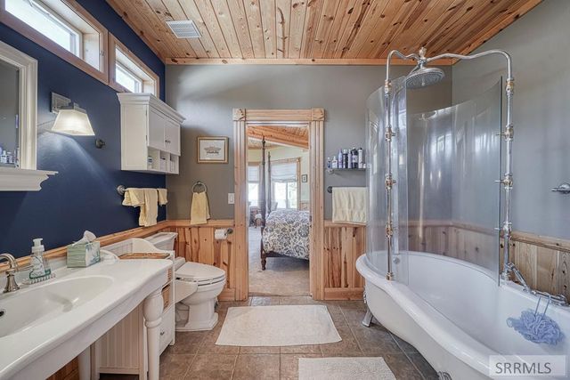 3884 Bill's Loop North Road, Island Park, ID 83429