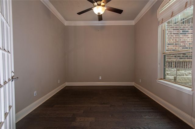 98 N Braided Branch Drive, Tomball, TX 77375