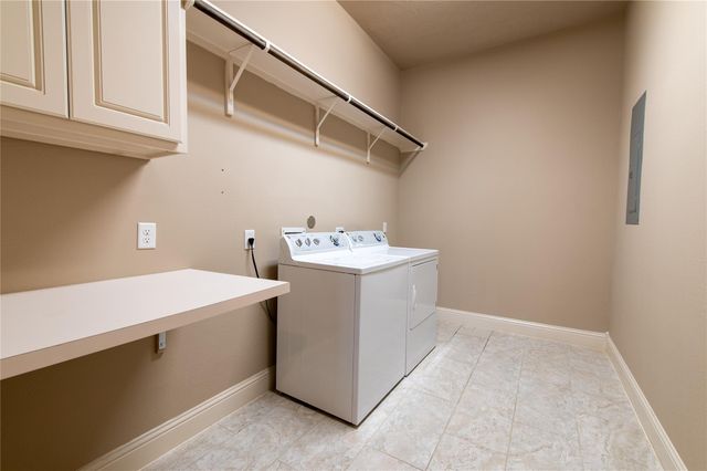 98 N Braided Branch Drive, Tomball, TX 77375