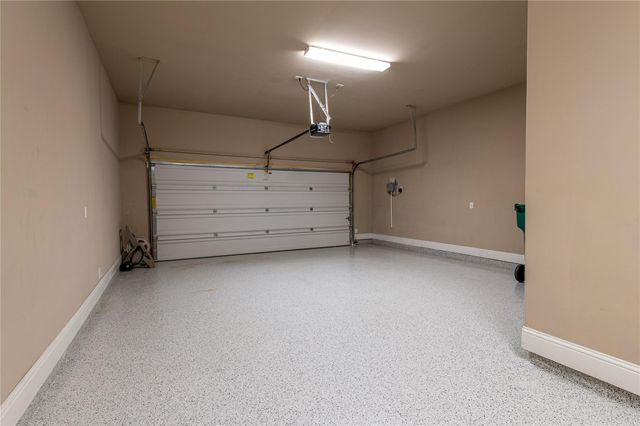 98 N Braided Branch Drive, Tomball, TX 77375
