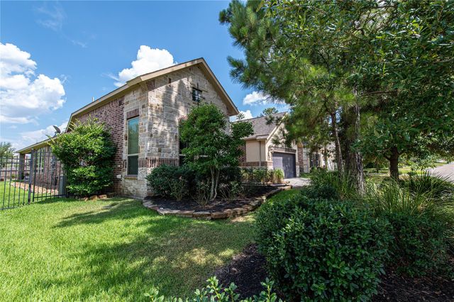 98 N Braided Branch Drive, Tomball, TX 77375