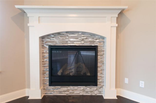 98 N Braided Branch Drive, Tomball, TX 77375