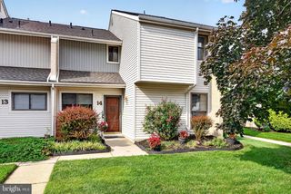 14 TULIP CT, Mount Laurel, NJ 08054