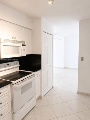 6770 Indian Creek Dr 6R, Miami Beach, FL 33141
