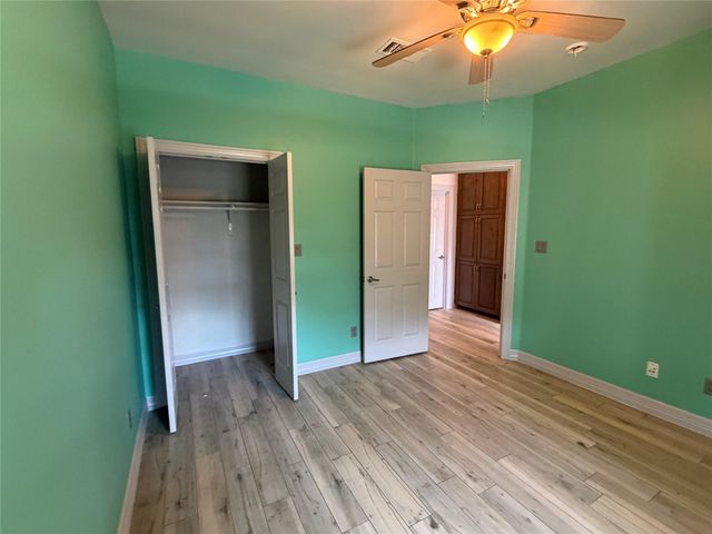 879 Lonesome TRL, Driftwood, TX 78619