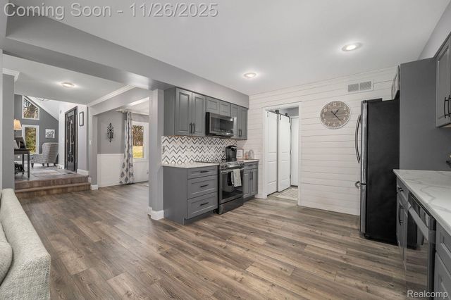 3638 Deer Run Drive, Brighton Township, MI 48114