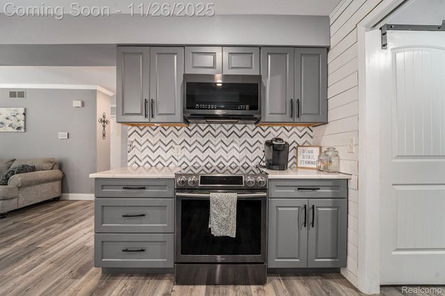 3638 Deer Run Drive, Brighton Township, MI 48114