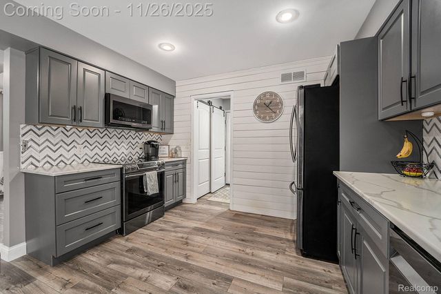 3638 Deer Run Drive, Brighton Township, MI 48114