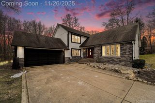 3638 Deer Run Drive, Brighton Township, MI 48114