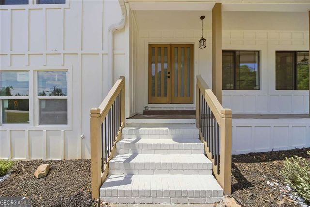 1073 Grayson Parkway, Grayson, GA 30017